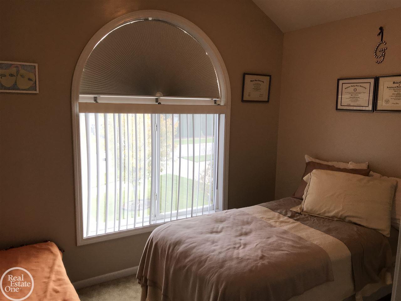 28351 Gamble Road New Baltimore, MI 48047 - Photo 16 of 29