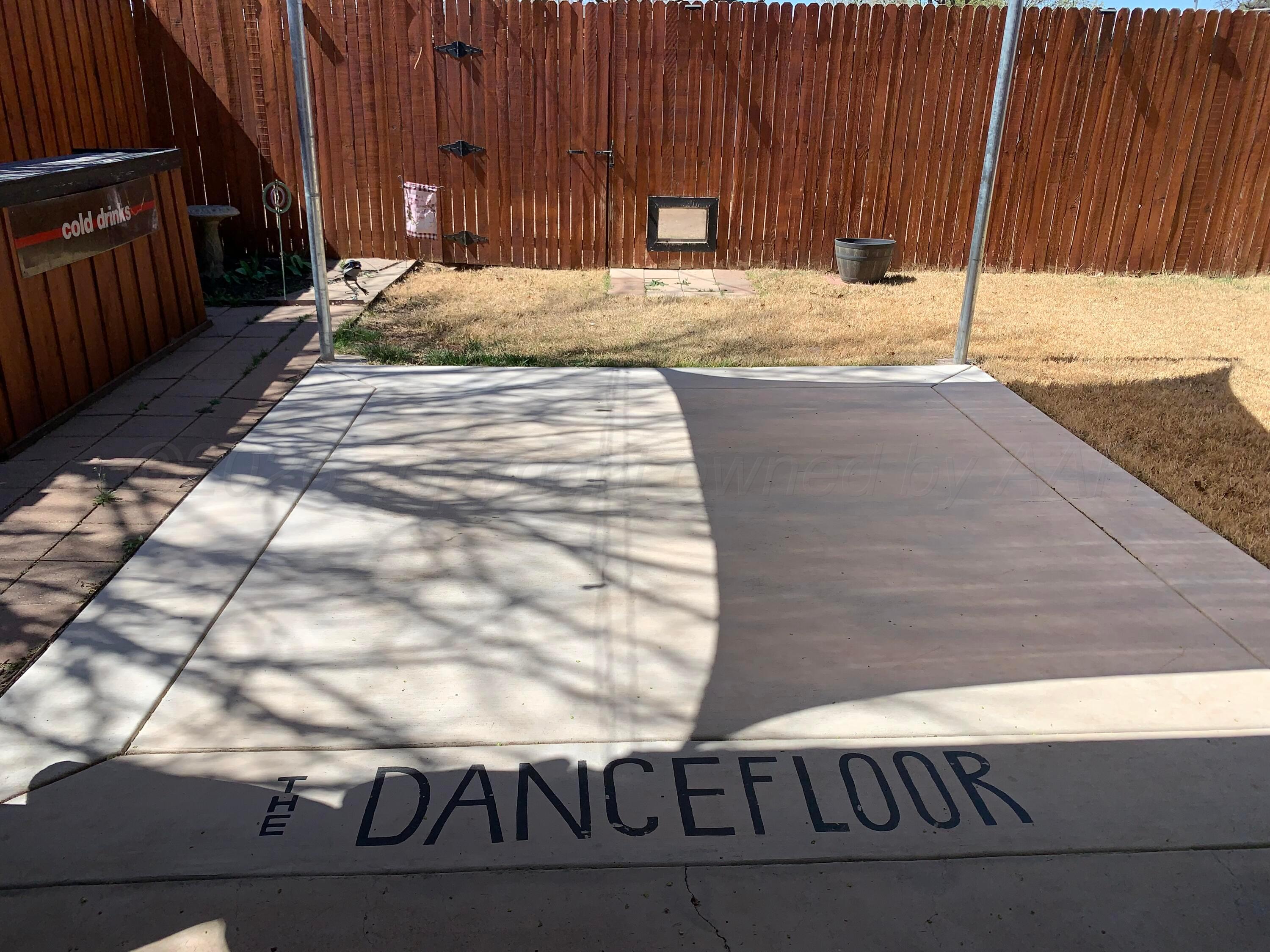 1508 Smiley Street Amarillo, TX 79106 - Photo 23 of 30 DANCE FLOOR