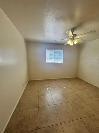 $1,195 | 5233 East University Drive, Unit B, Mesa, AZ 85205