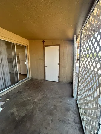 $1,195 | 5233 East University Drive, Unit B, Mesa, AZ 85205