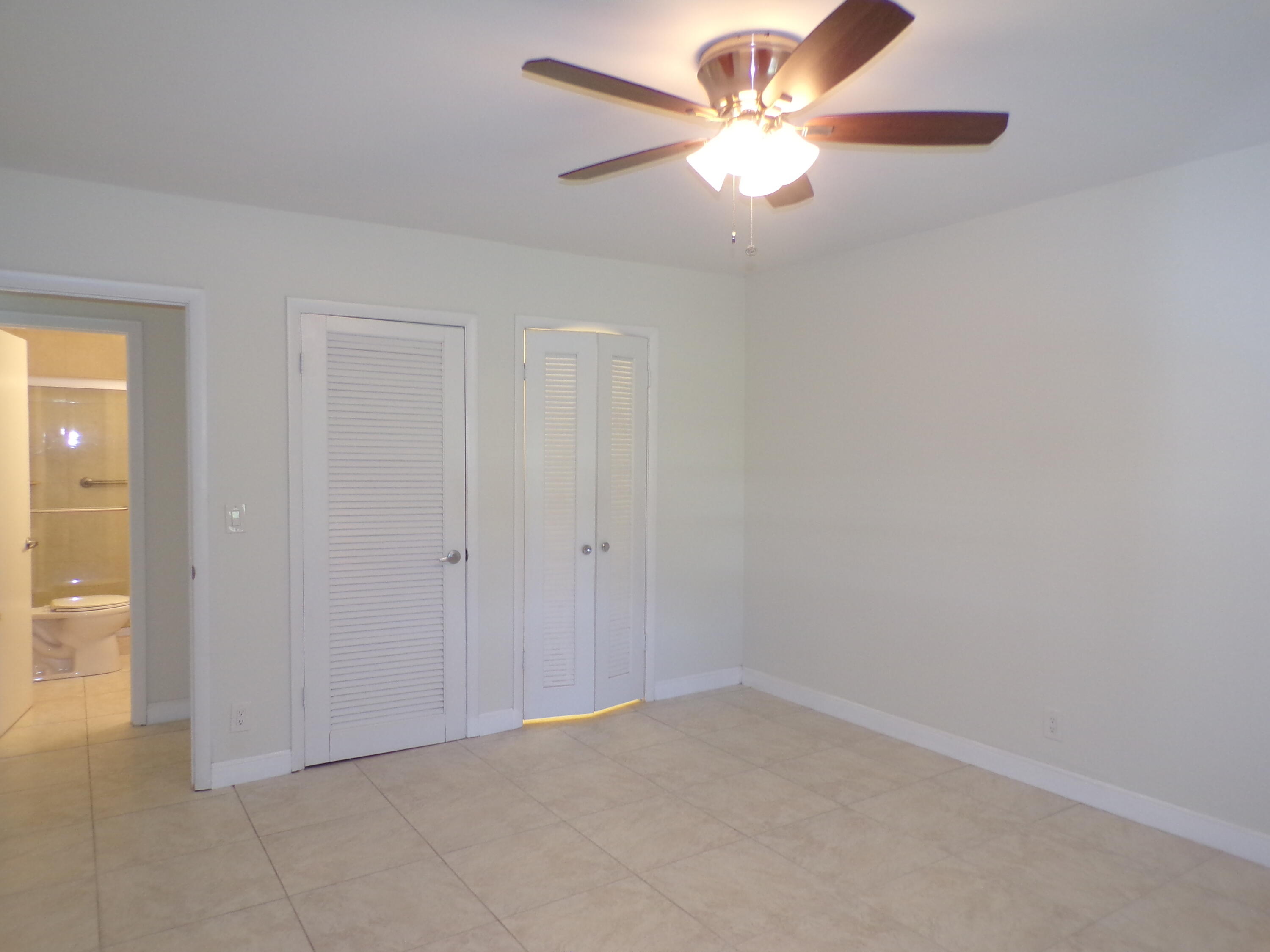 20952 Covington Drive Boca Raton, FL 33433 - Photo 20 of 36 137_1975