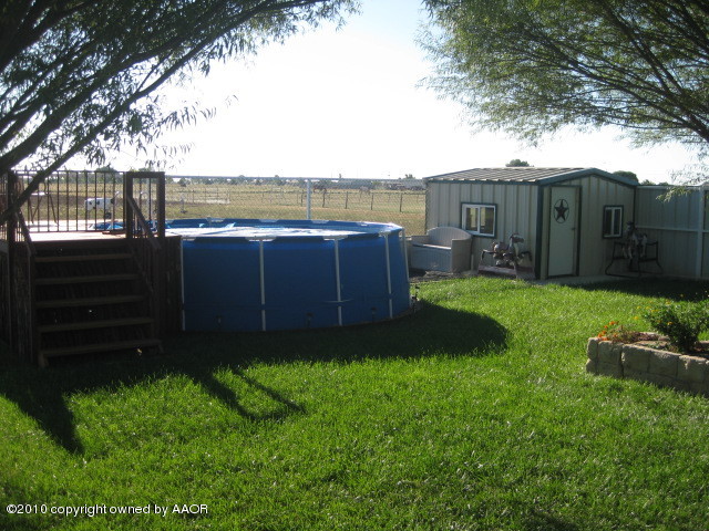 8707 South Blessen Road Amarillo, TX 79119 - Photo 23 of 28 Backyard
