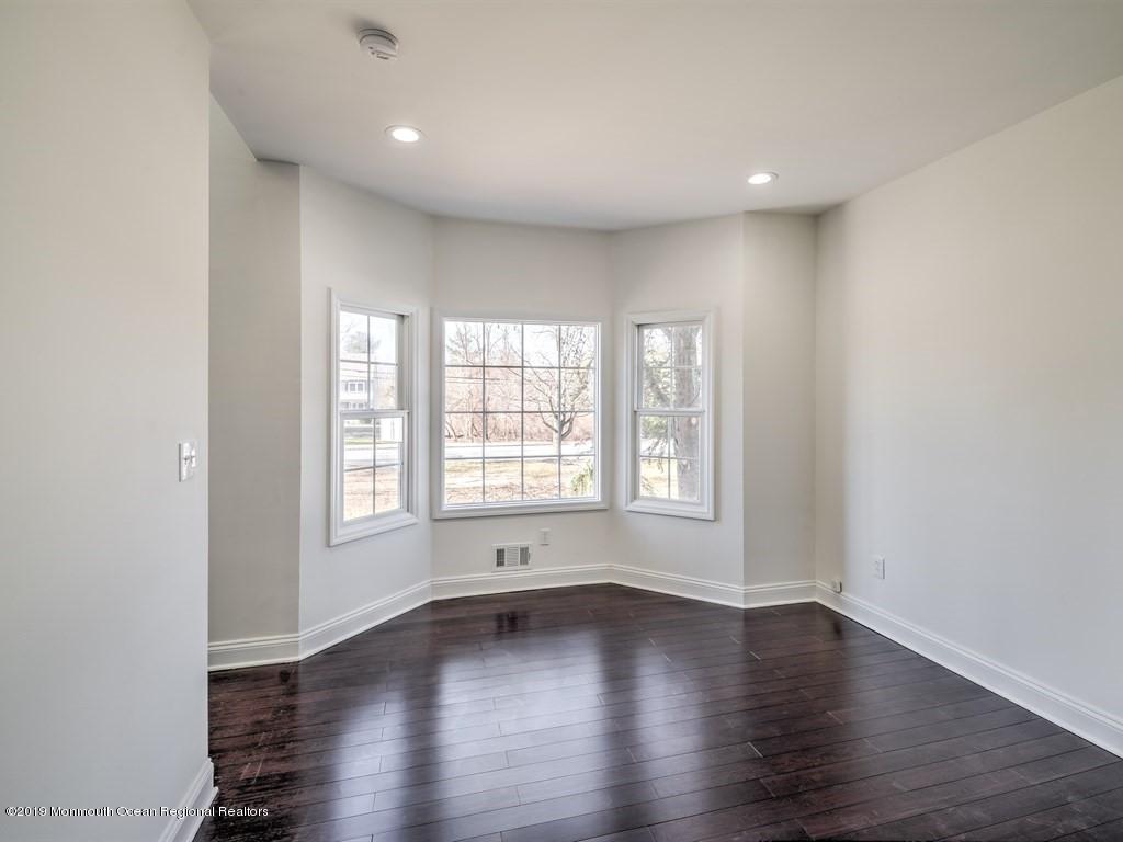 603 Harmony Road Jackson, NJ 08527 - Photo 5 of 31 005_LIVING ROOM