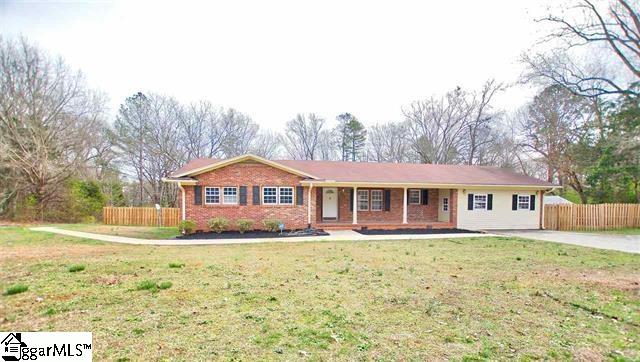 325 Old Dunham Bridge Road Greenville, SC 29611 - Photo 2 of 18