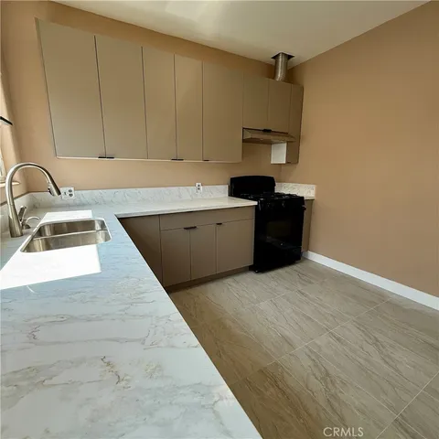 $3,500 | 1333 North Alexandria Avenue, Los Angeles, CA 90027