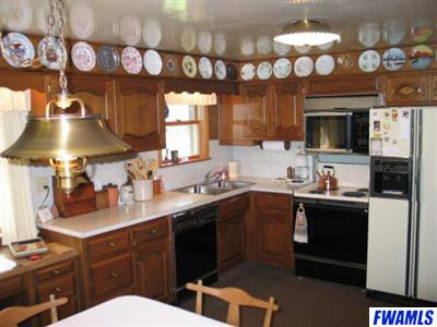 7335 Popp Road Fort Wayne, IN 46845 - Photo 2 of 8