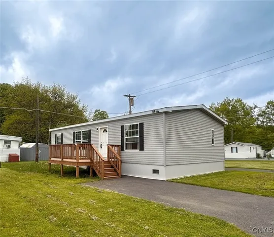 $99,900 | 158 Rockwell Drive, German Flatts, NY 13357
