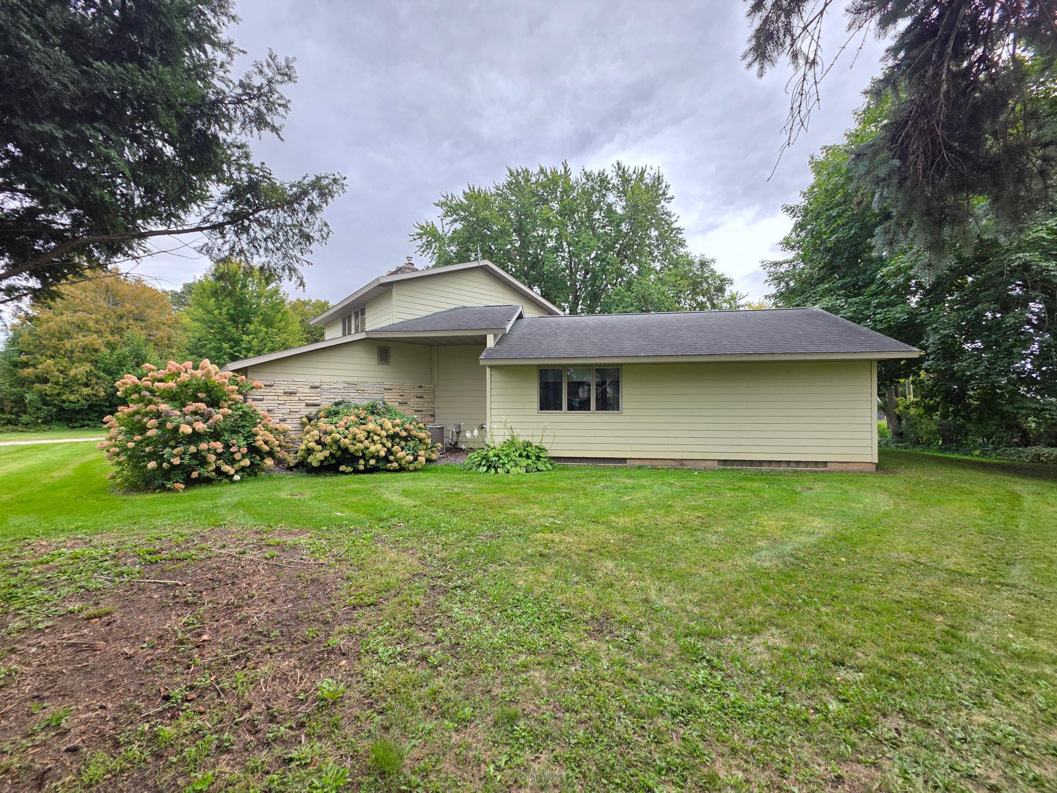 240 1st Street Southwest Elgin, MN 55932 - Photo 12 of 42 Gallery Image 12