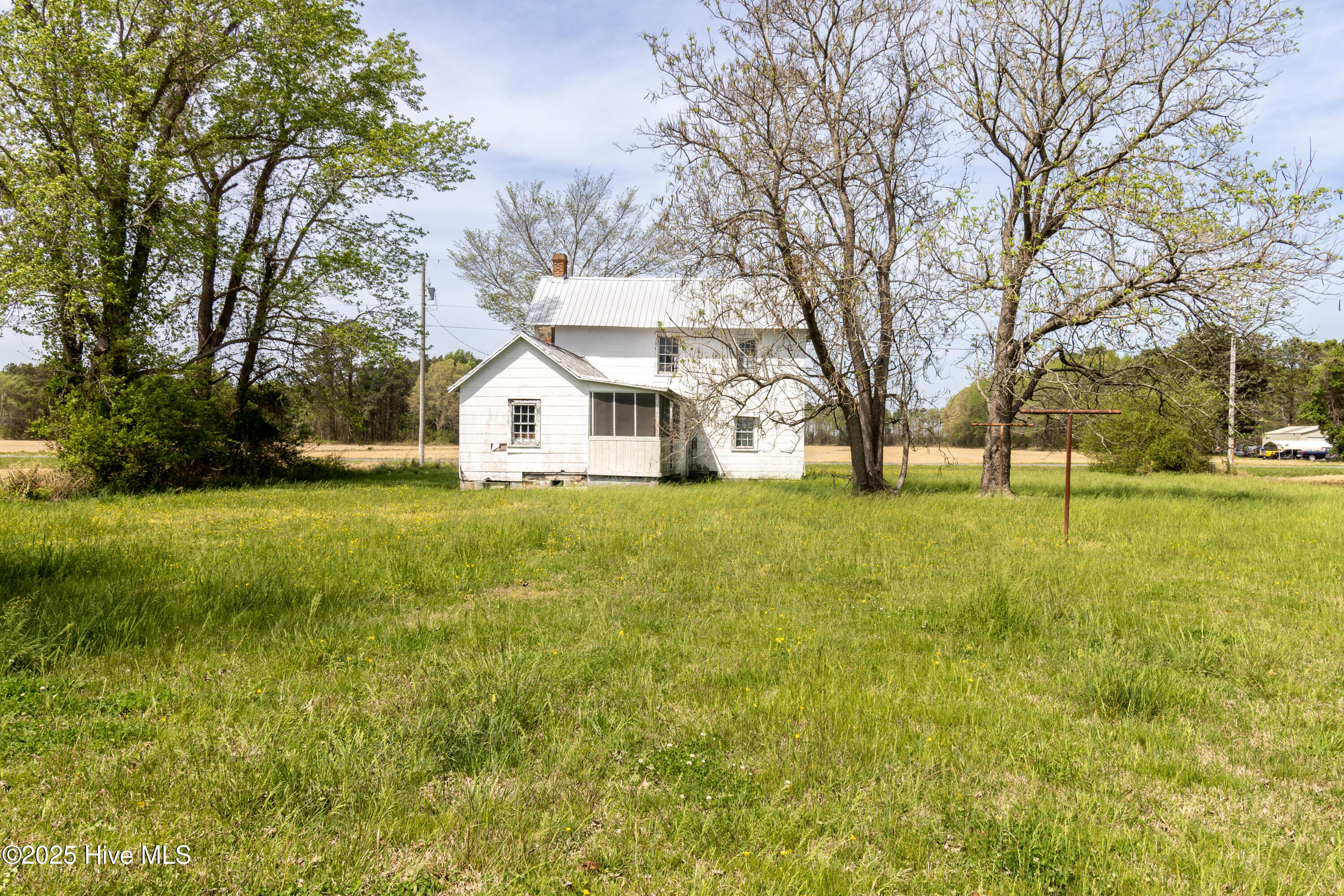 230 Indian Trail Road Edenton, NC 27932 - Photo 2 of 28 Yard