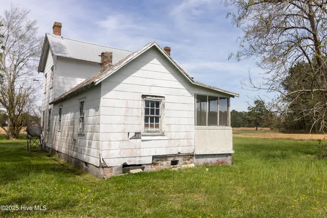 $185,000 | 230 Indian Trail Road, Edenton, NC 27932