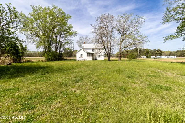 $185,000 | 230 Indian Trail Road, Edenton, NC 27932