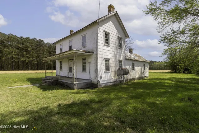 $185,000 | 230 Indian Trail Road, Edenton, NC 27932