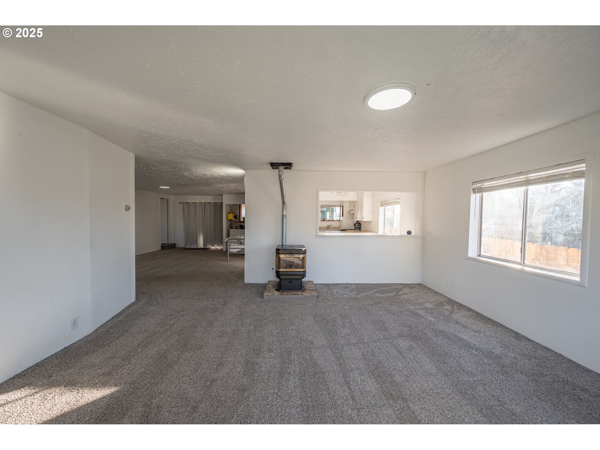 1808 Maple Street Myrtle Point, OR 97458 - Photo 5 of 34 Gallery Image 5