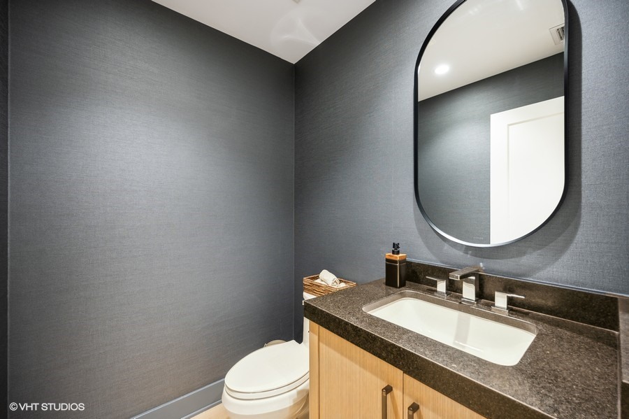 3900 Mission Hills Road, Unit 105 Northbrook, IL 60062 - Photo 15 of 27 Gallery Image 15