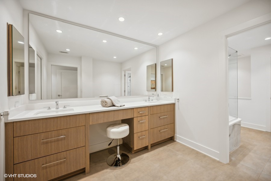 3900 Mission Hills Road, Unit 105 Northbrook, IL 60062 - Photo 18 of 27 Gallery Image 18
