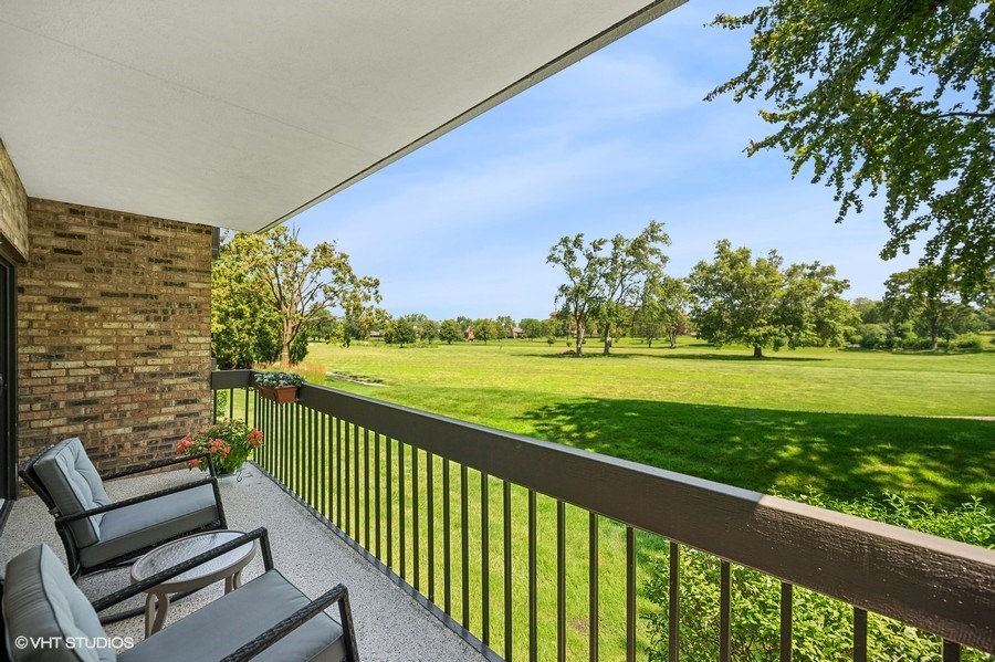 3900 Mission Hills Road, Unit 105 Northbrook, IL 60062 - Photo 23 of 27 Gallery Image 23