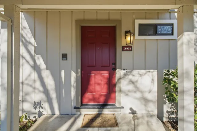 $1,250,000 | 18935 Sara Park Circle, Saratoga, CA 95070