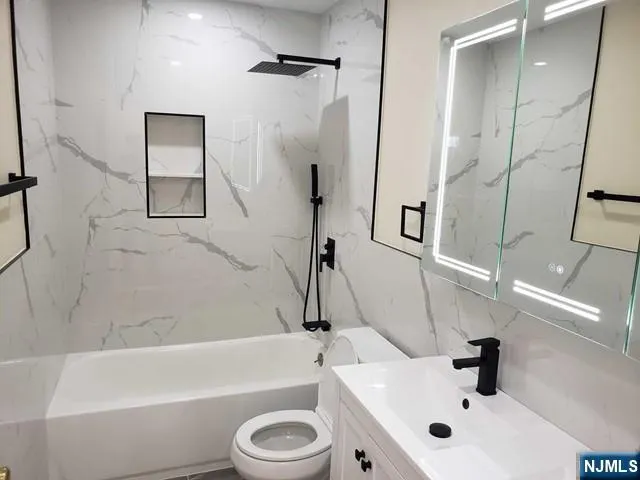 $3,400 | 478 Walnut Street, Ridgefield, NJ 07657