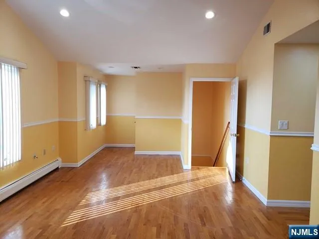 $3,400 | 478 Walnut Street, Ridgefield, NJ 07657