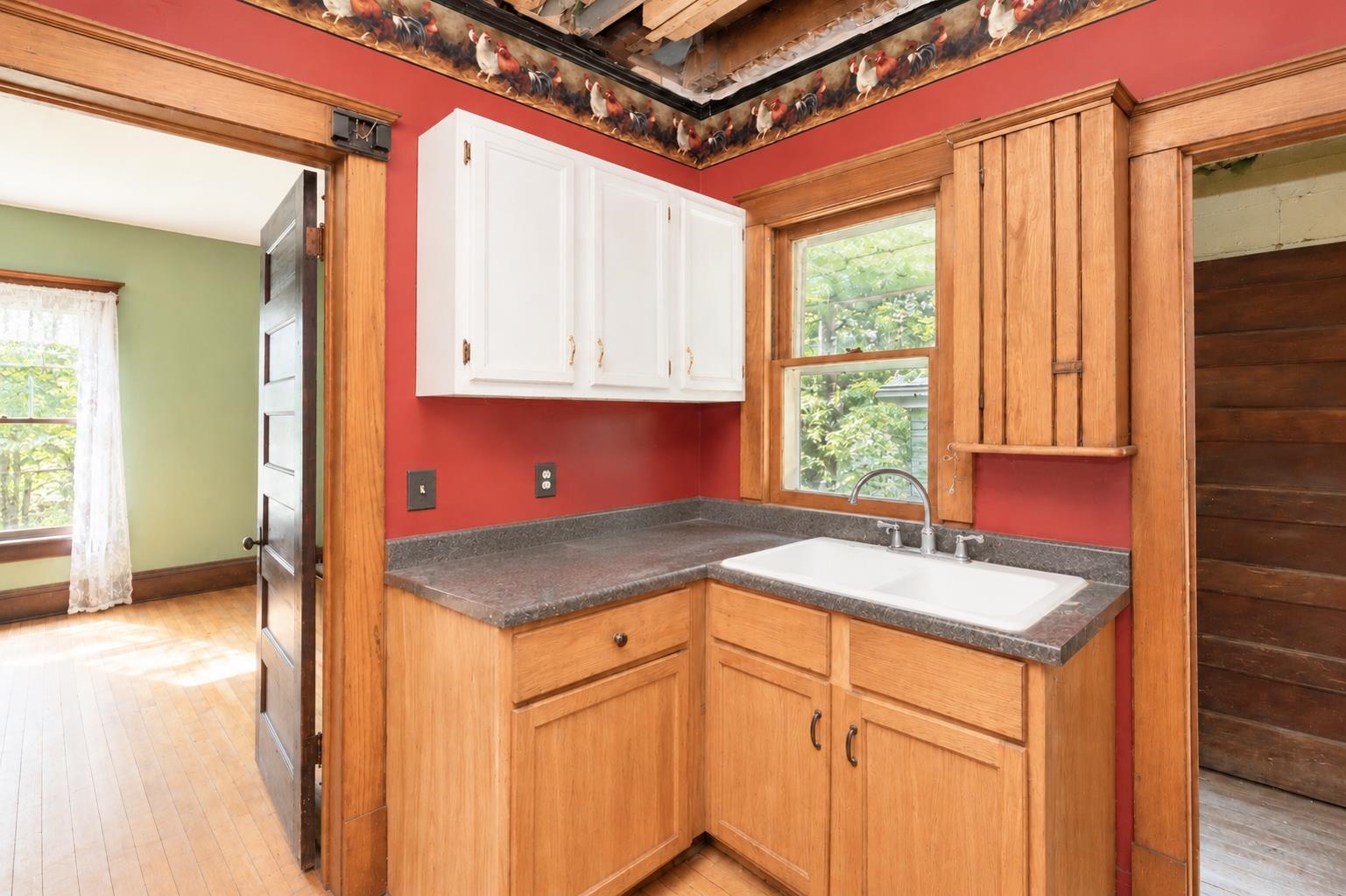925 Portland Avenue Beloit, WI 53511 - Photo 11 of 19