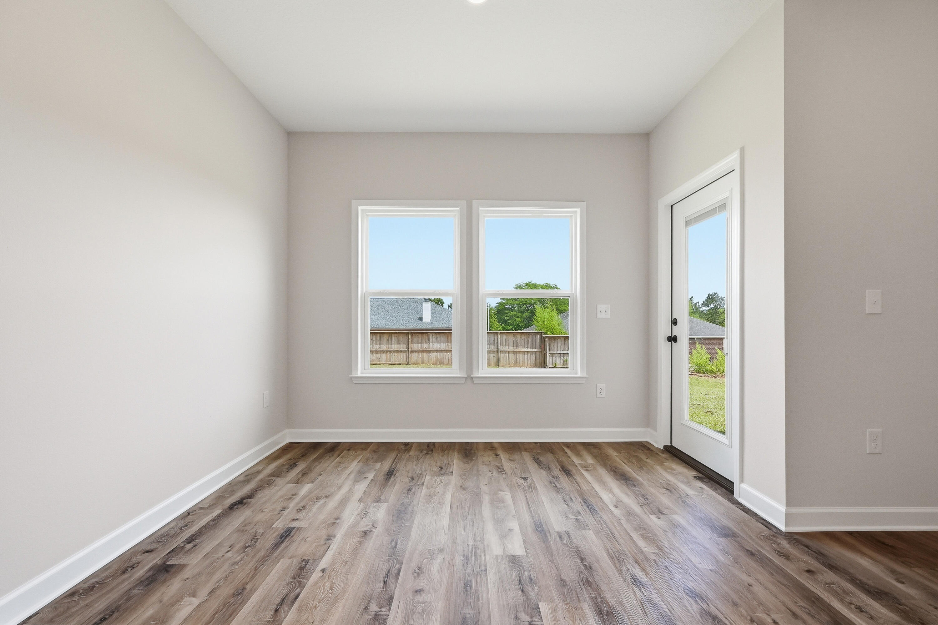 2828 Blackbird Court Crestview, FL 32539 - Photo 14 of 25 1
