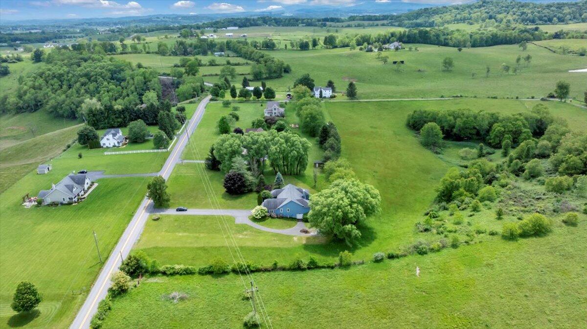 2747 Fairview Road Lewisburg, WV 24901 - Photo 67 of 81 Gallery Image 67