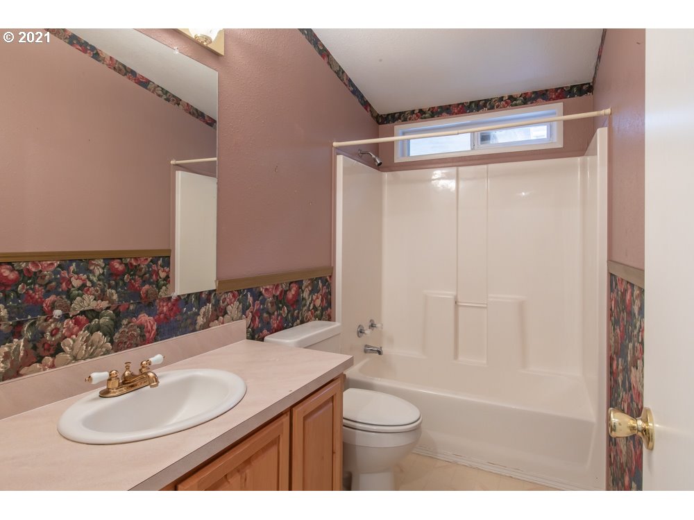 85 4th Street Wheeler, OR 97147 - Photo 12 of 32 Gallery Image 12