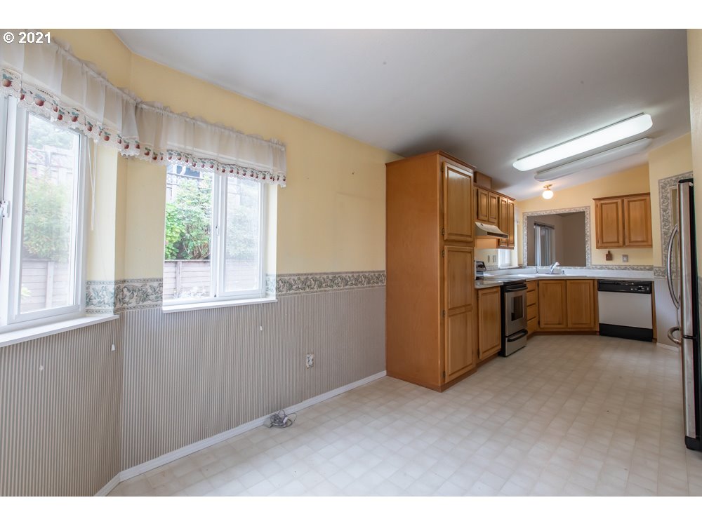 85 4th Street Wheeler, OR 97147 - Photo 19 of 32 Gallery Image 19