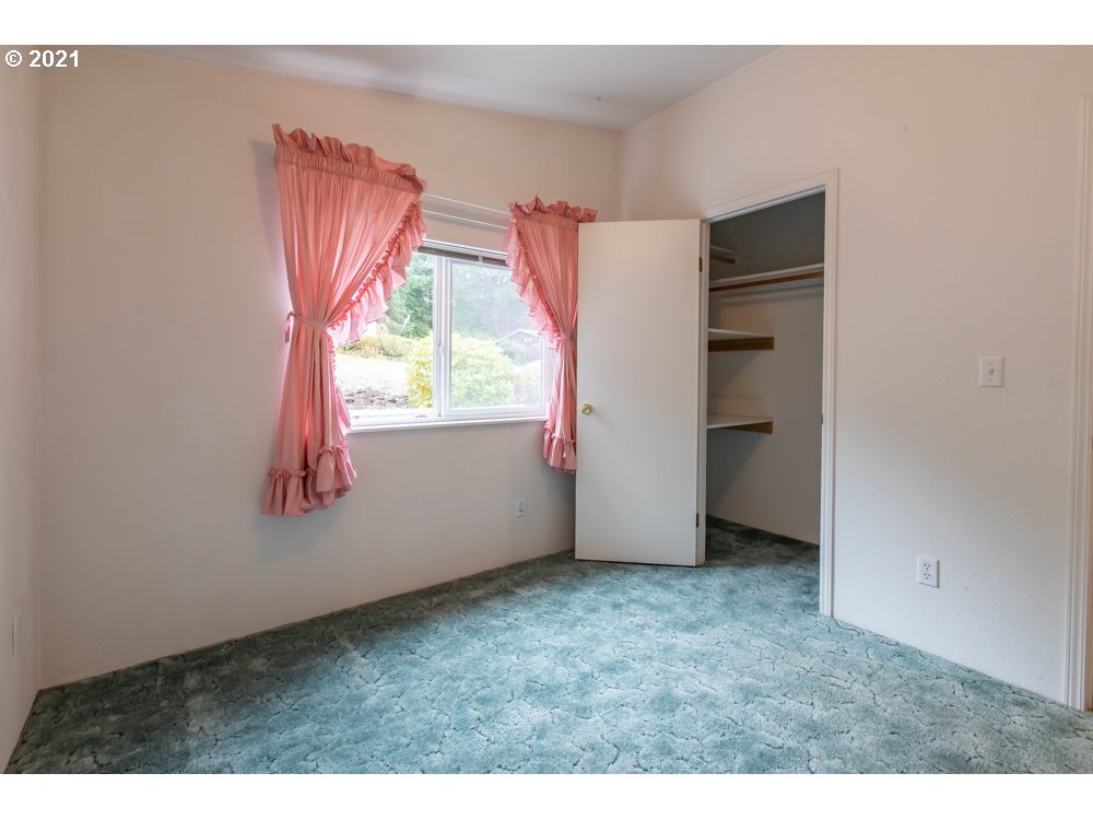 85 4th Street Wheeler, OR 97147 - Photo 22 of 32 Gallery Image 22