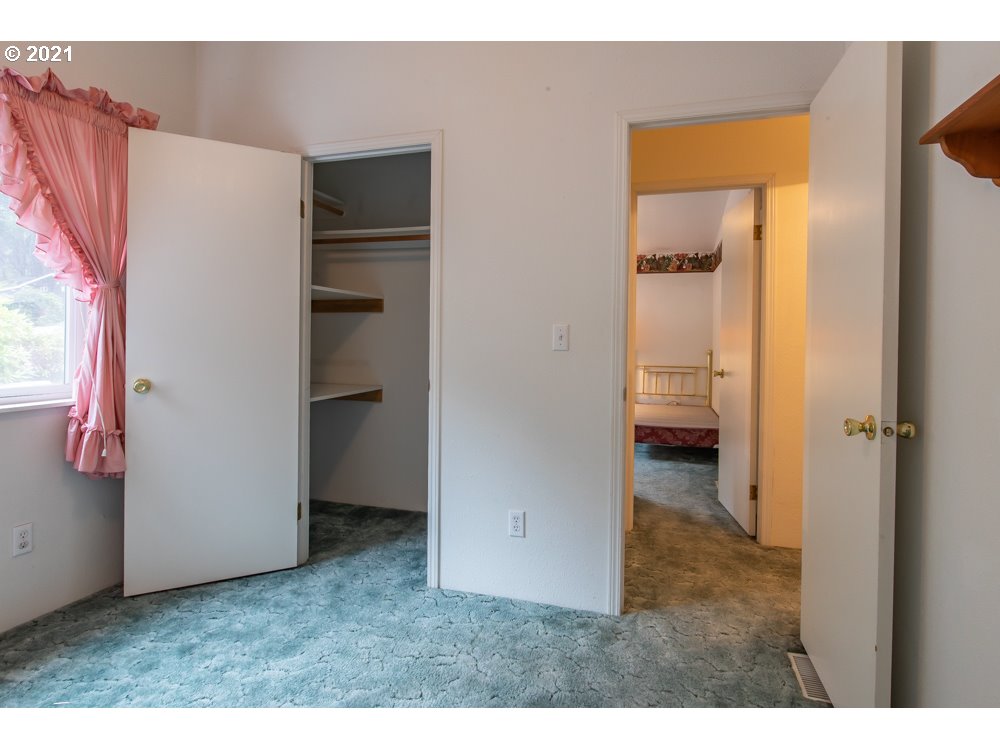 85 4th Street Wheeler, OR 97147 - Photo 23 of 32 Gallery Image 23