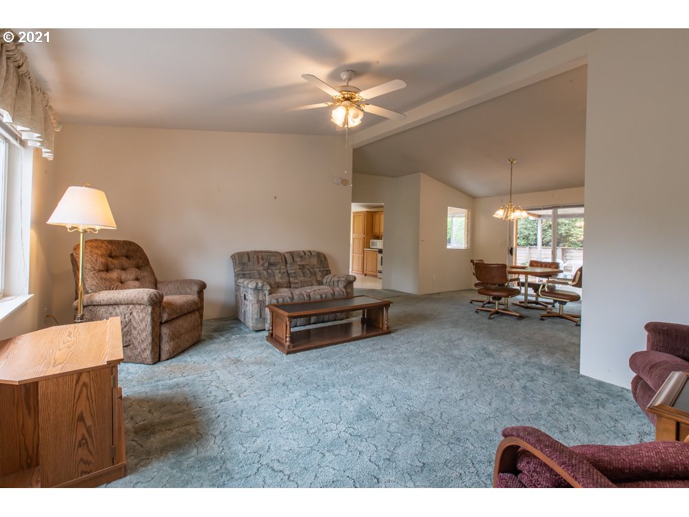 85 4th Street Wheeler, OR 97147 - Photo 4 of 32 Gallery Image 4