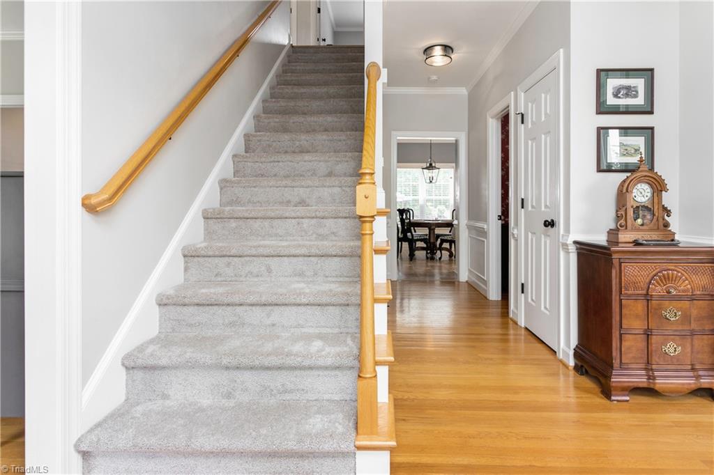 5290 Mountain View Road Winston-Salem, NC 27104 - Photo 6 of 46 Gallery Image 6