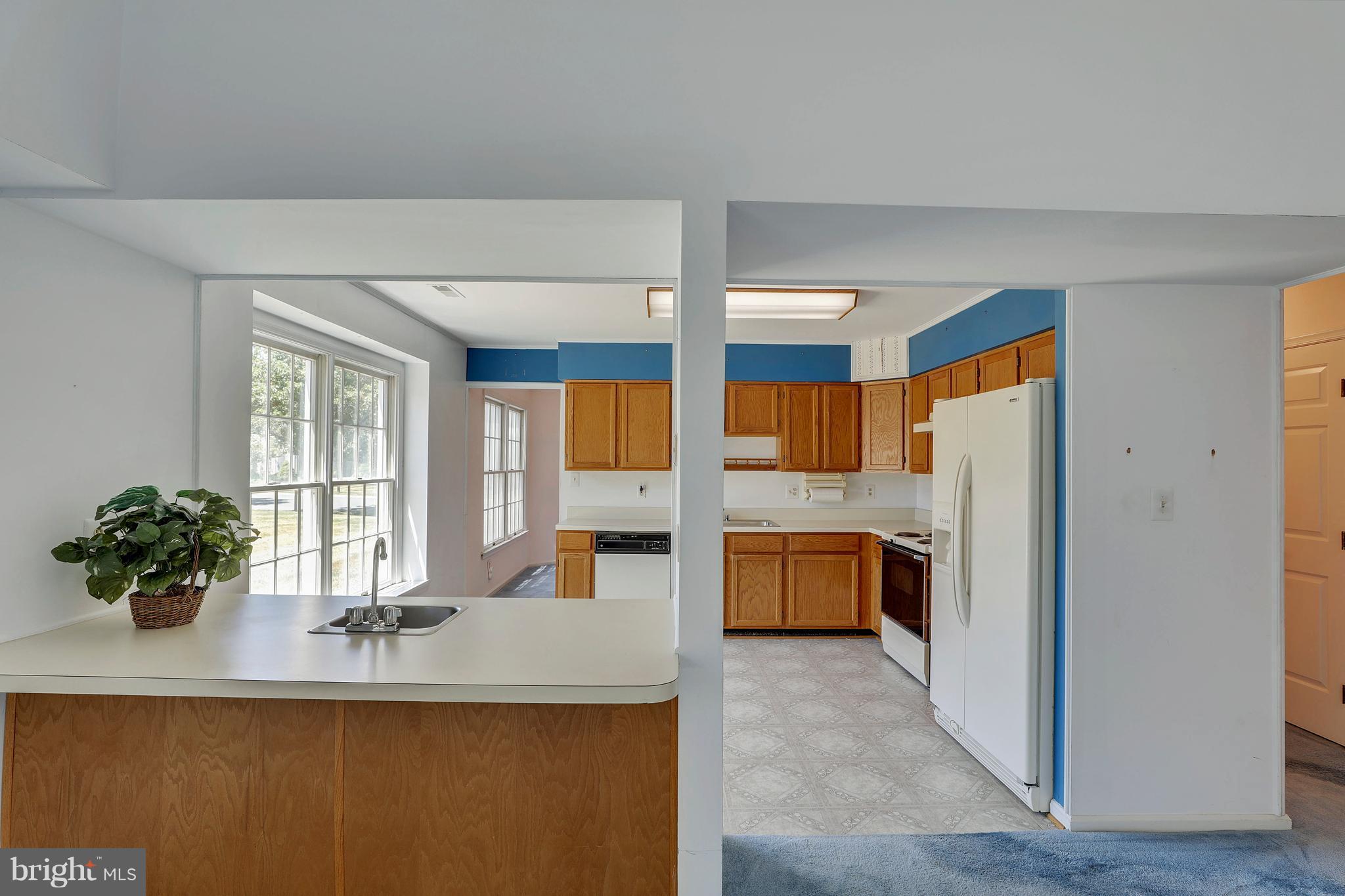 519 Coover Road Annapolis, MD 21401 - Photo 4 of 30 Kitchen has room for a Table and has a Bar Sink