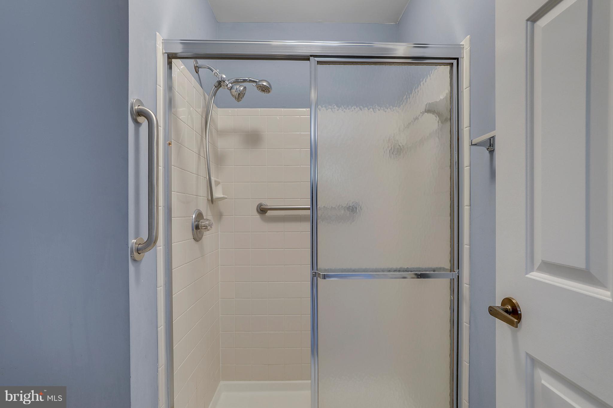 519 Coover Road Annapolis, MD 21401 - Photo 10 of 30 Separate Shower in Master Bath