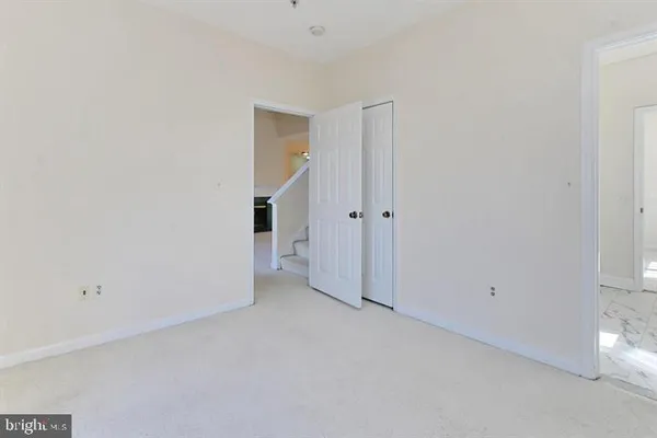 $2,900 | 11314 Westbrook Mill Lane, Unit 302, Fairfax, VA 22030