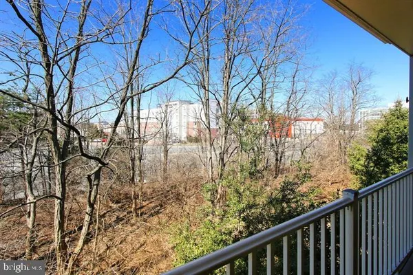 $2,900 | 11314 Westbrook Mill Lane, Unit 302, Fairfax, VA 22030