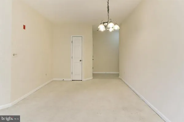 $2,900 | 11314 Westbrook Mill Lane, Unit 302, Fairfax, VA 22030