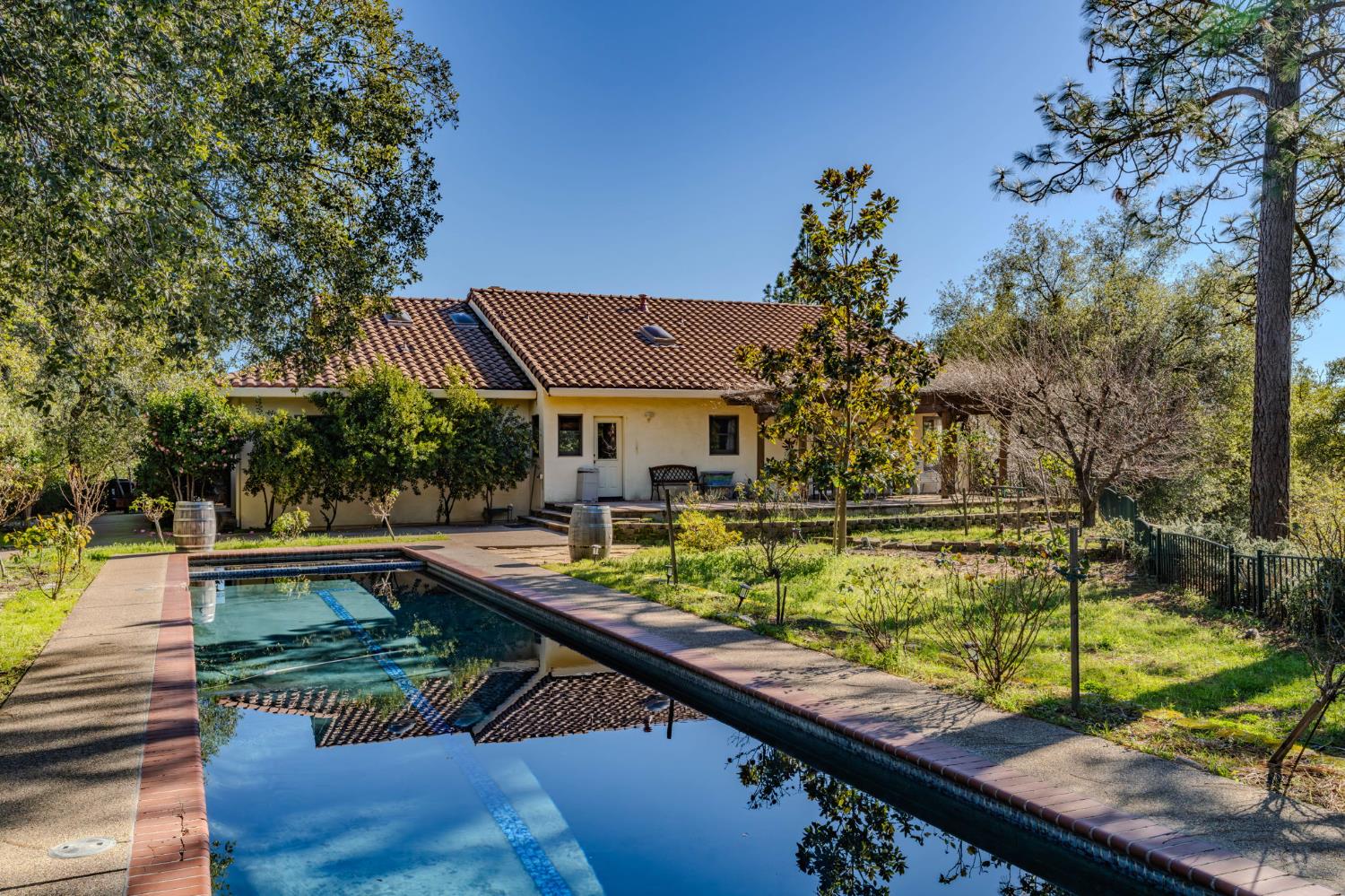 22707 Upton Road Plymouth, CA 95669 - Photo 8 of 99 Gallery Image 8