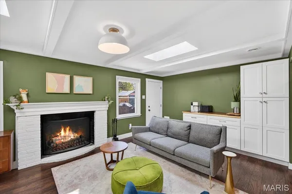 $475,000 | 128 Embassy Lane, St. Louis, MO 63122
