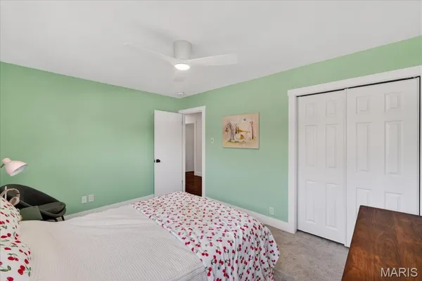 $475,000 | 128 Embassy Lane, St. Louis, MO 63122