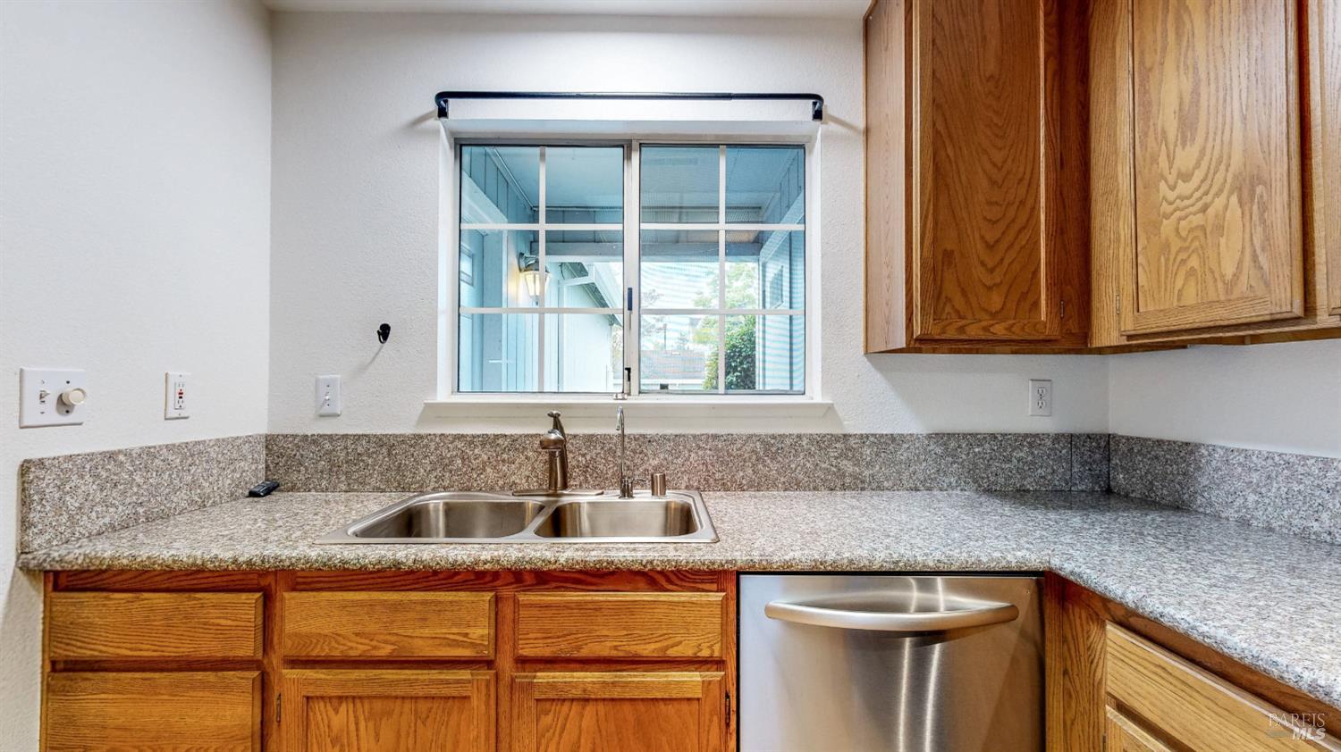 1770 Marlow Road Santa Rosa, CA 95401 - Photo 18 of 56