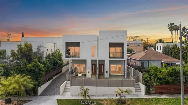 $799,000 | 642 East Fairview Boulevard, Unit C, Inglewood, CA 90302