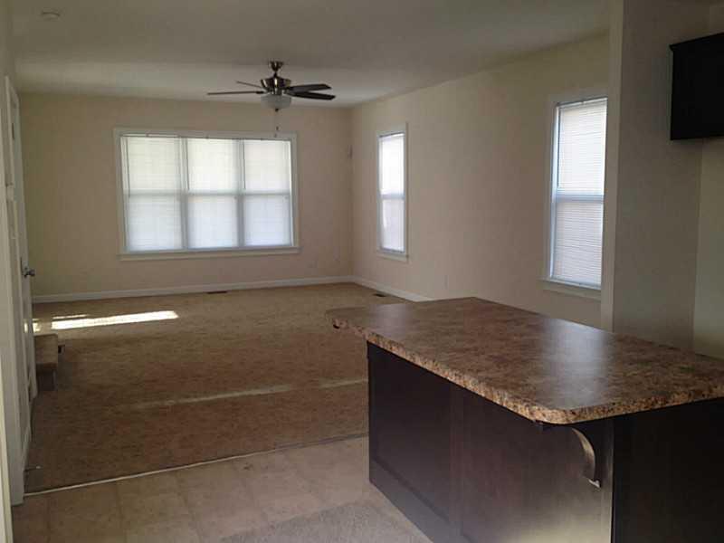 3305 Ruckle Street Indianapolis, IN 46205 - Photo 4 of 13 Gallery Image 4