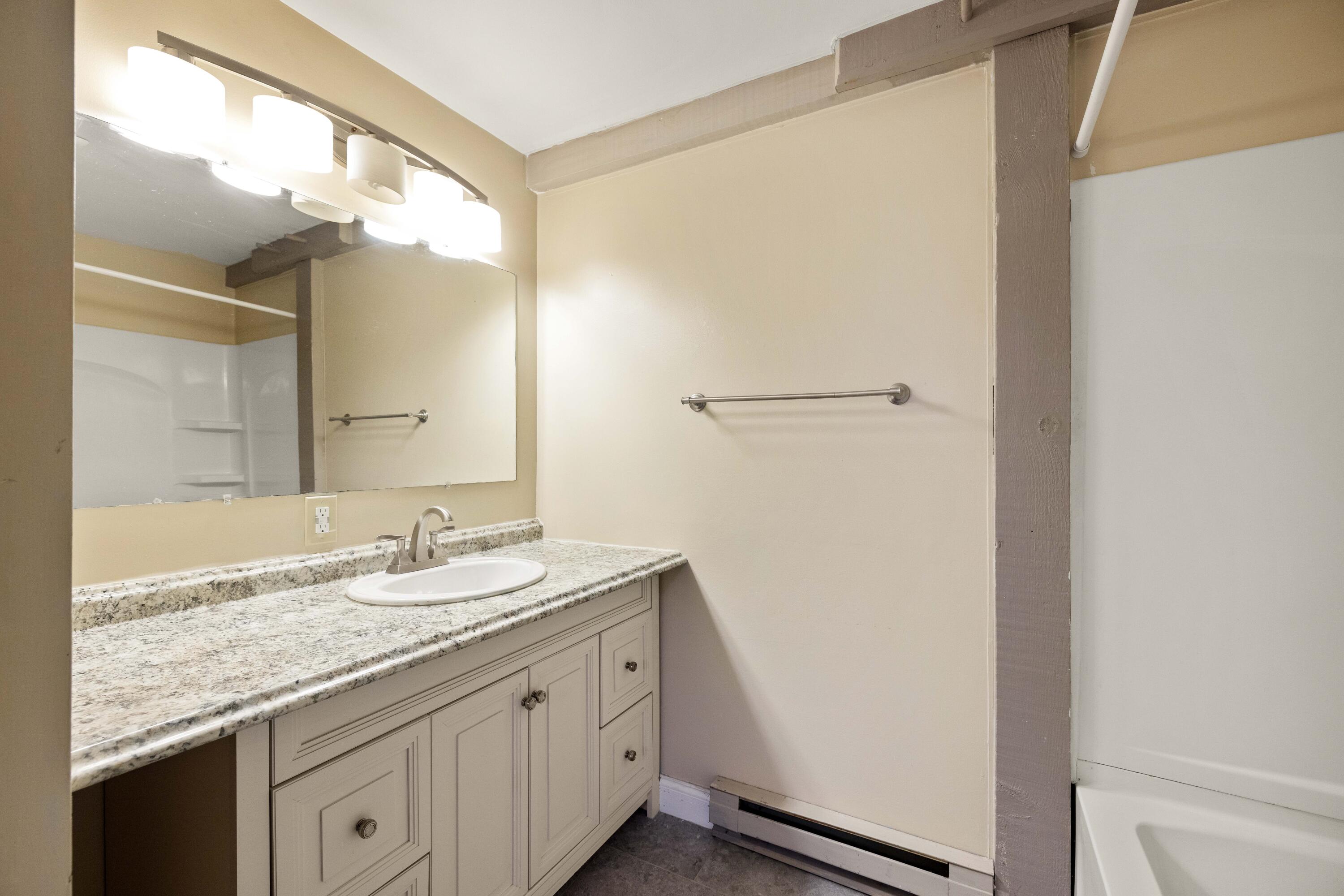 44 Whites Bridge Road, Unit 44 Windham, ME 04062 - Photo 15 of 29 3G0A8612-2