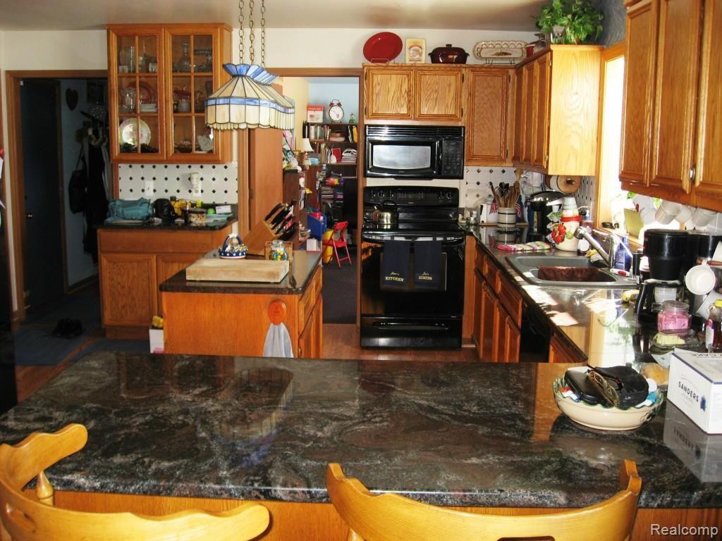 9053 Weber Road Columbus, MI 48063 - Photo 8 of 34 kitchen 3.jpg