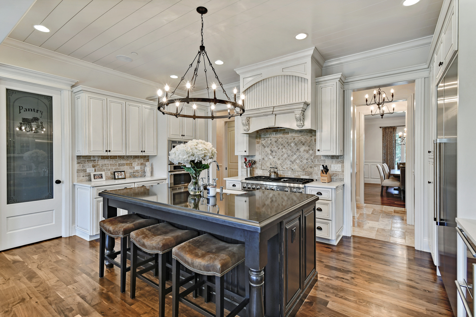 421 Ruby Street Clarendon Hills, IL 60514 - Photo 11 of 51