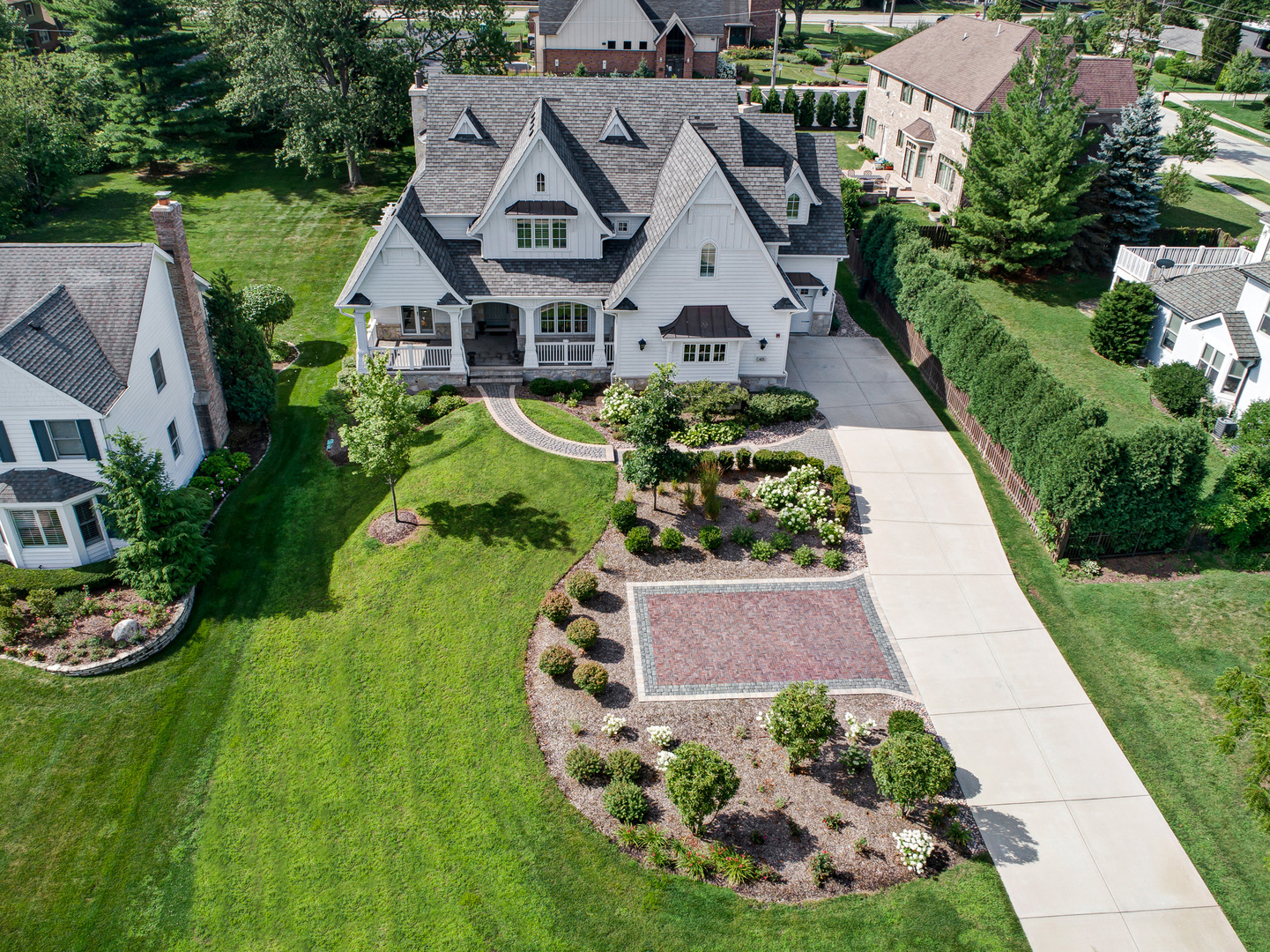 421 Ruby Street Clarendon Hills, IL 60514 - Photo 3 of 51