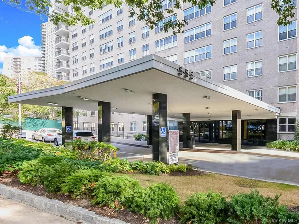 $259,000 | 555 Kappock Street, Unit 16K | Spuyten Duyvil