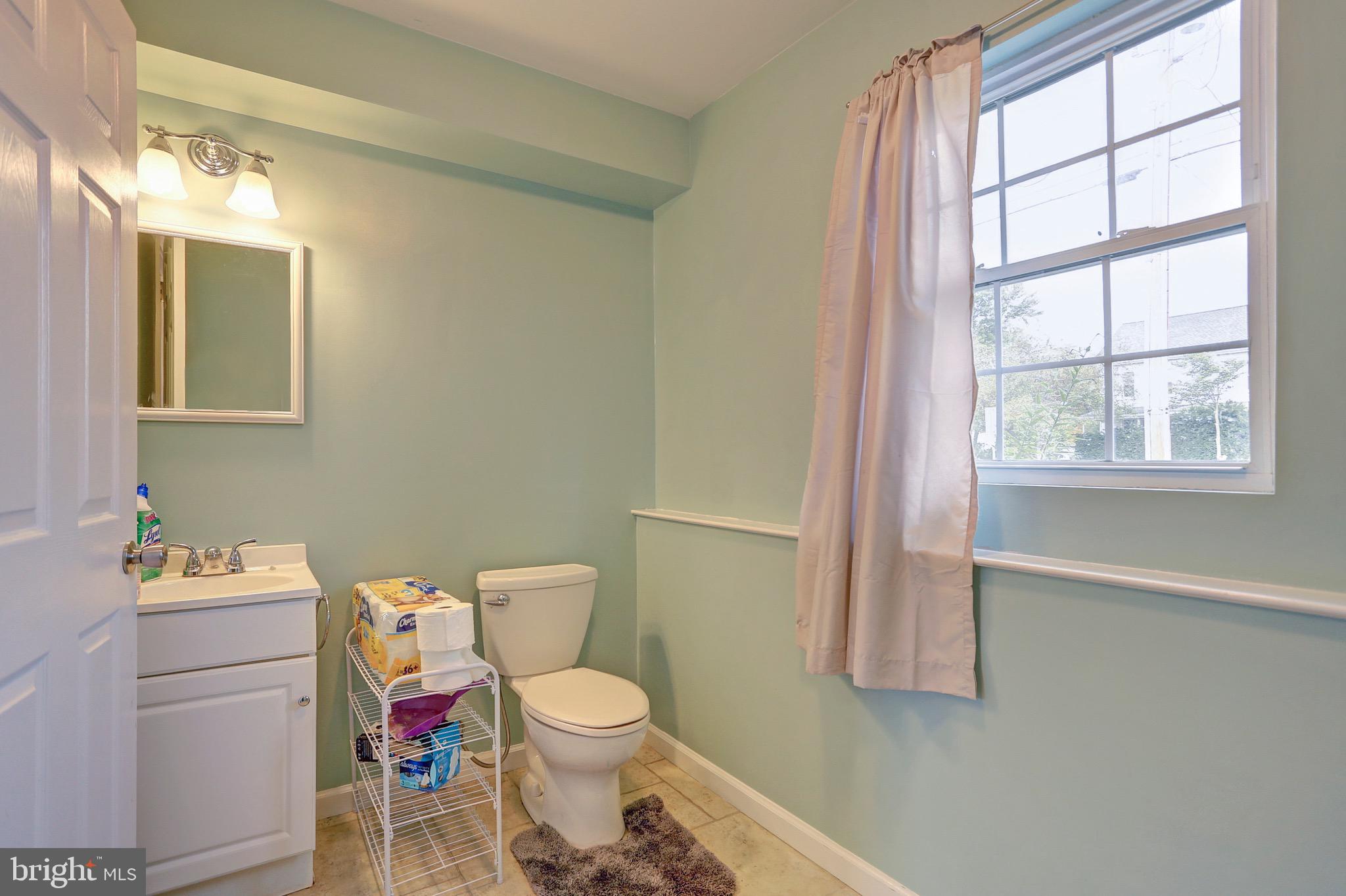 5305 Board Road Mount Wolf, PA 17347 - Photo 24 of 44 Half Bath