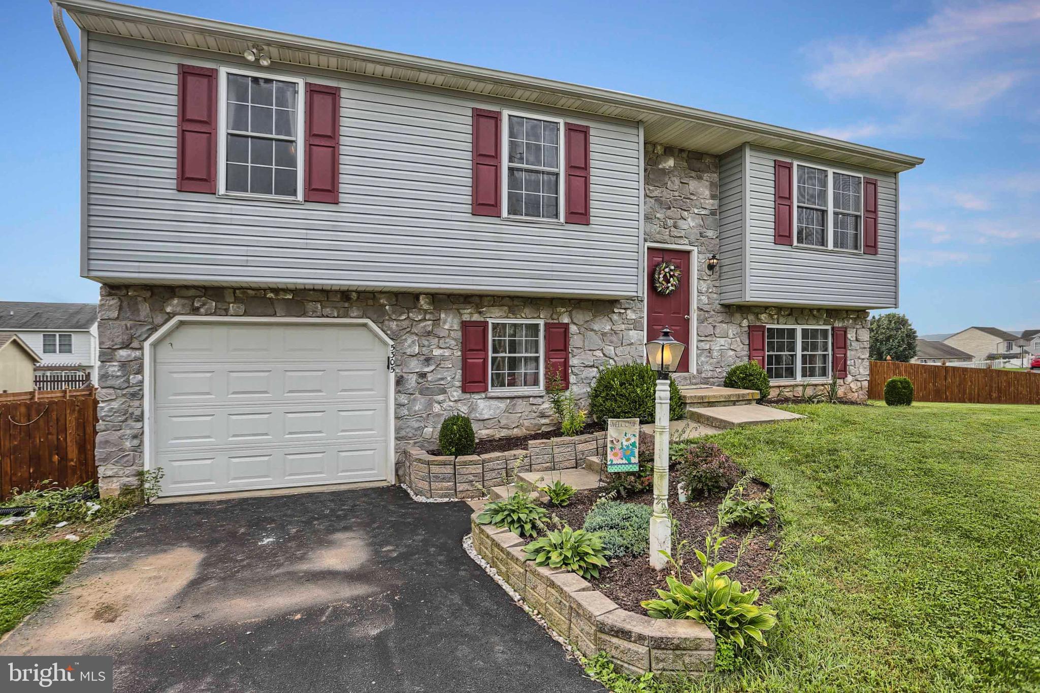 5305 Board Road Mount Wolf, PA 17347 - Photo 3 of 44 Front Elevation
